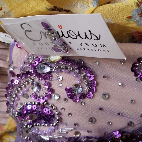 Envious prom gown - Picture 7 of 7